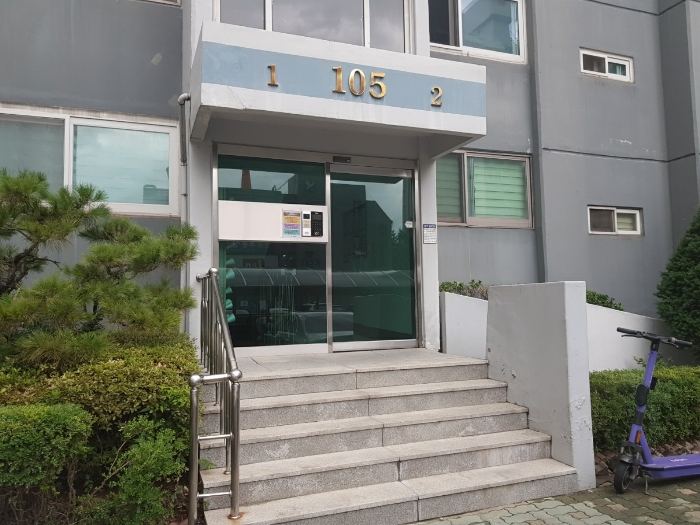 105동 1,2라인 출입구