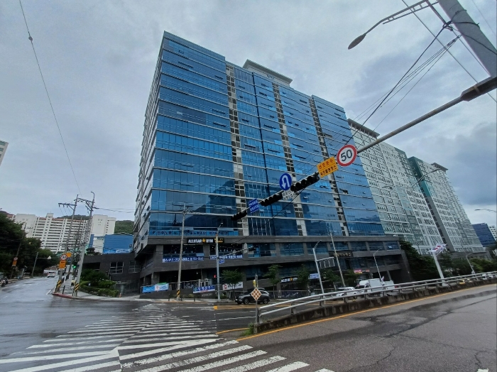 [ 본 건  전 경 ]