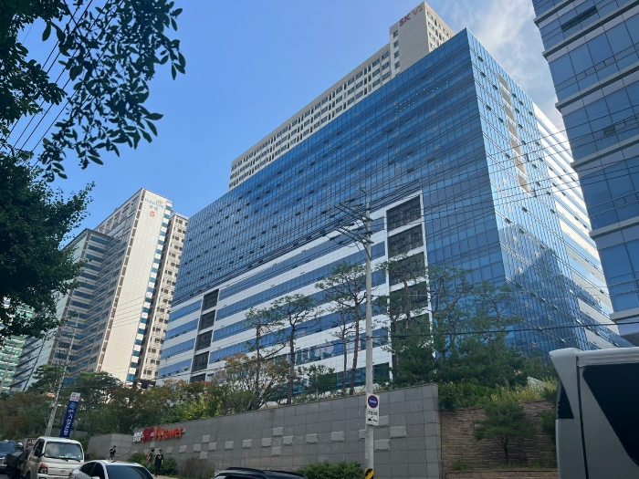 본건이 속한 건물 전경