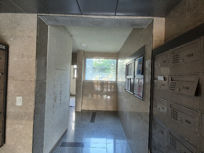 1층 내부출입구