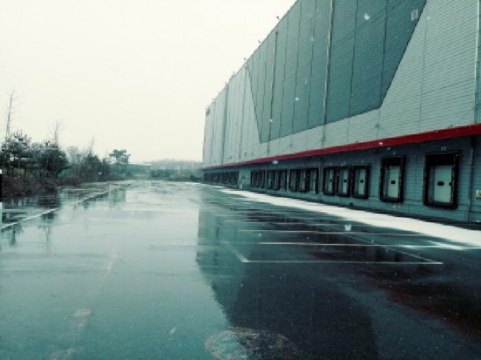 * 본건 건물 전경