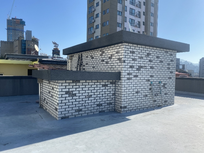 옥상층 계단실 등