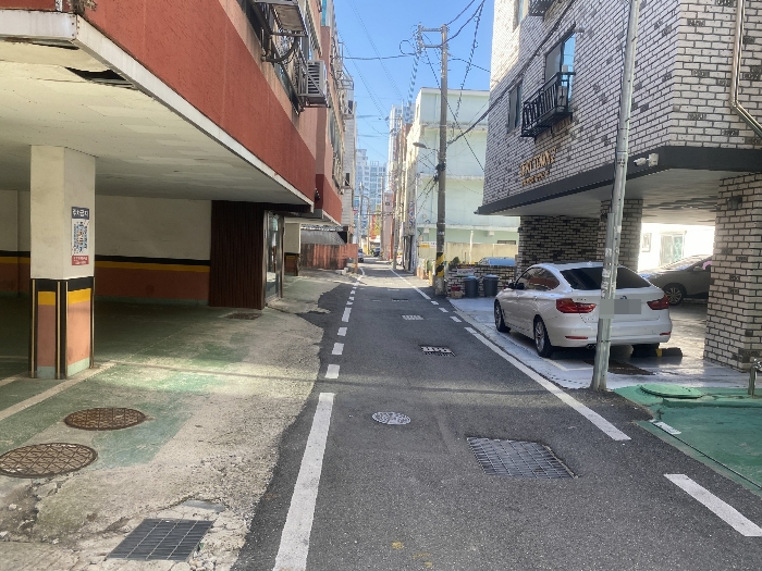 접면도로 및 주위환경