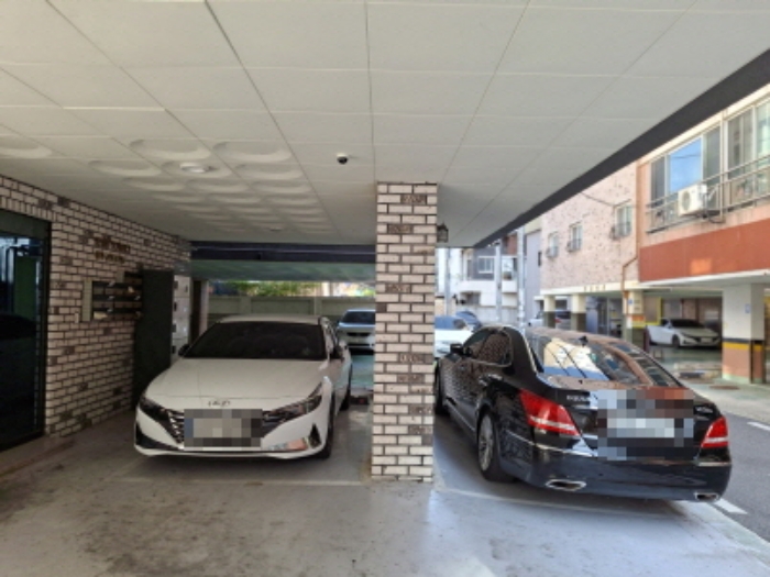 1층 주차장 모습1