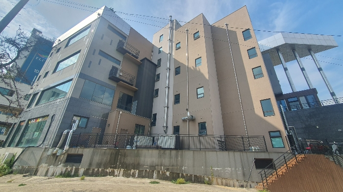 본건 건물 후면