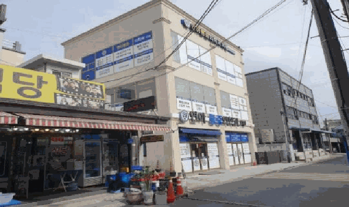 
본건 기호[1,3] 토지 및 기호[4] 건물 전경