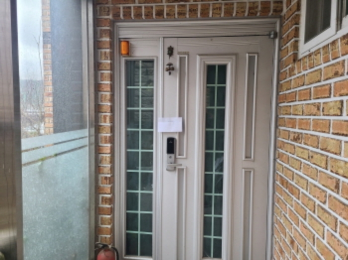 목록1. 전경(가동 출입문)