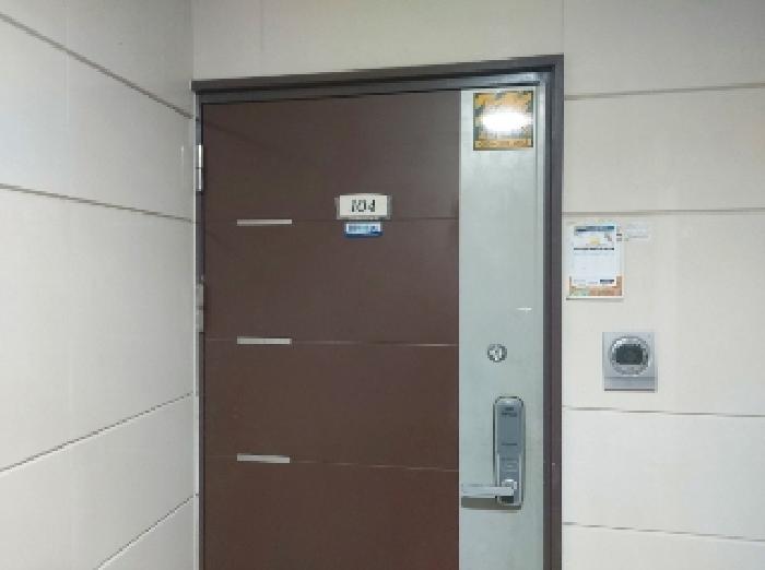 세대 출입문 전경