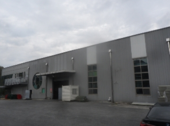 기호 2번(2층공장) 근거리에서 촬영한 것임