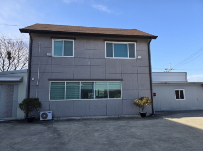 2층 사무실 및 기숙사