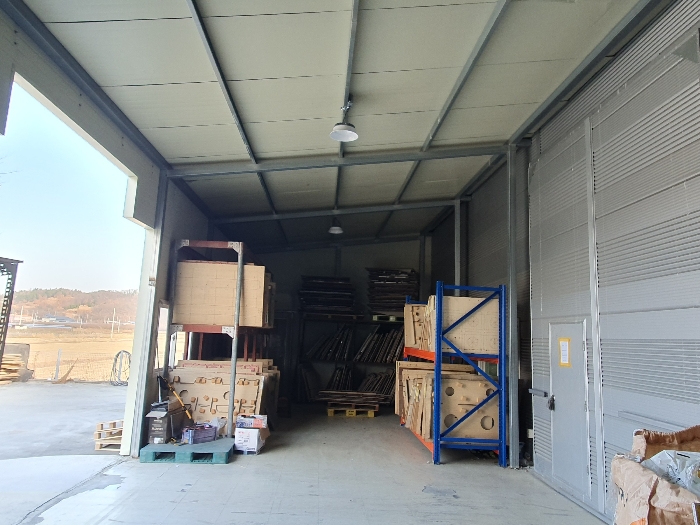 [제시외건물 ㅁ) 내부]