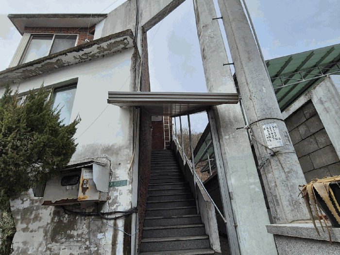 제시외건물 ㄷ)