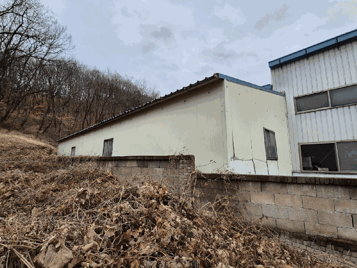 제시외건물 ㄱ)