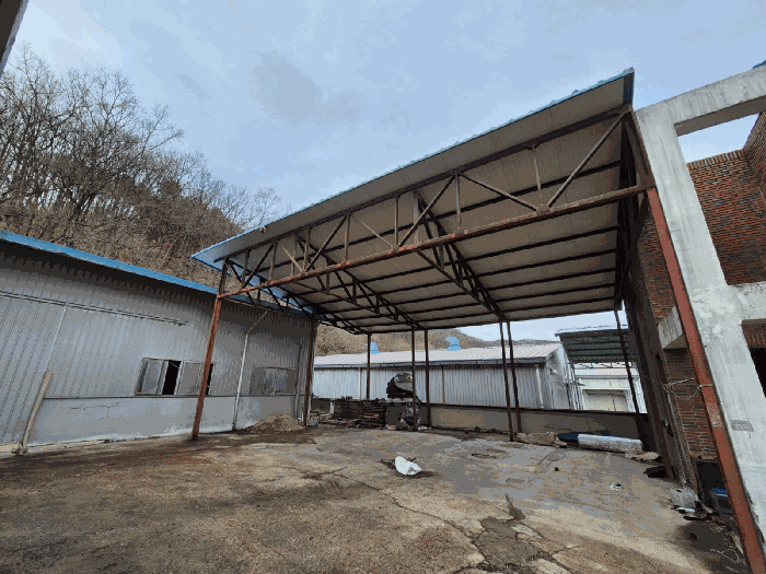 제시외건물 ㄹ)