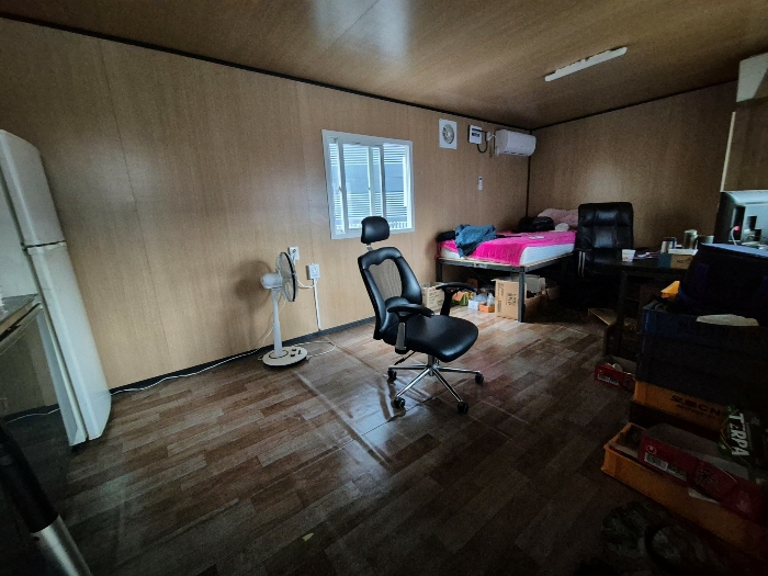 제시외건물㉢ 1층 내부