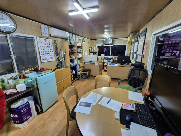 제시외건물㉡ 1층 내부