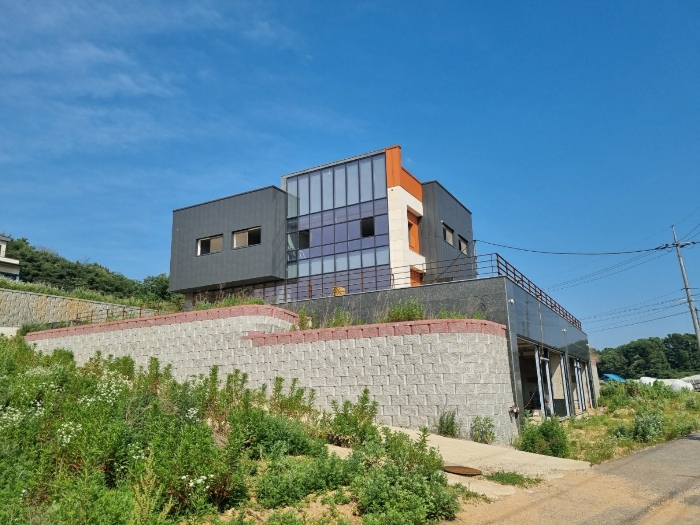 본건 기호(2) 건물 남서측에서 촬영