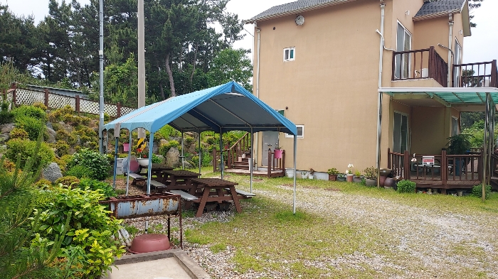 제시외건물(ㄱ),(ㄷ)