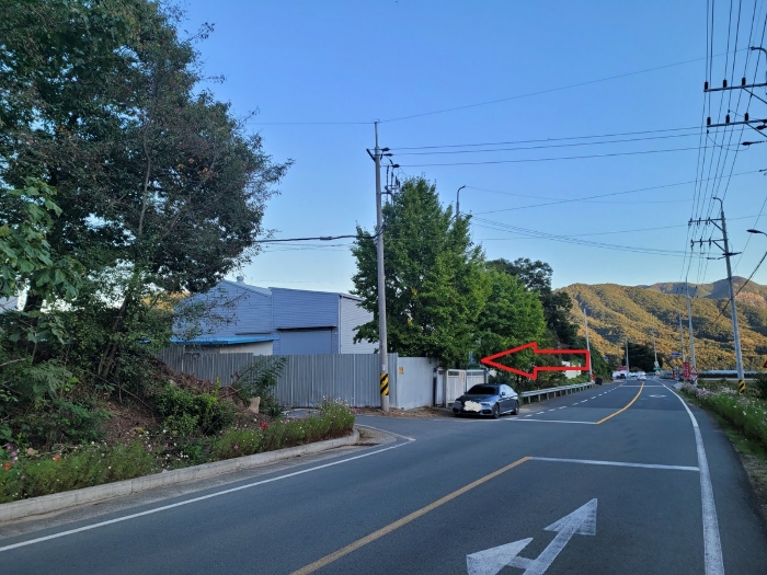 본건 및 주변전경
(남서측 도로 북서측에서 촬영)