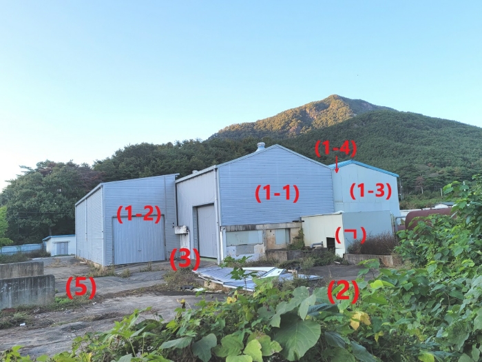 본건 토지 및 지상 건물 전경
(전경 남서측에서 촬영)