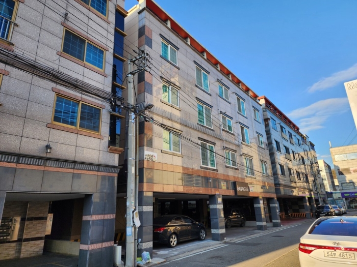 본건전경(남측에서 촬영)