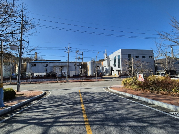 본건 공장 전경