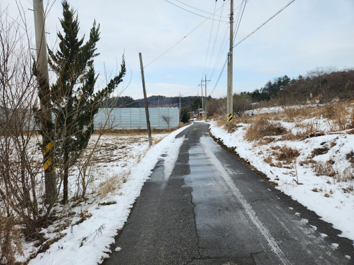 1) - 3) 동측 접면 도로 - 남측