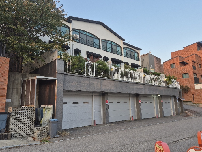 본건 전경 및 주위환경 (남서측 촬영)