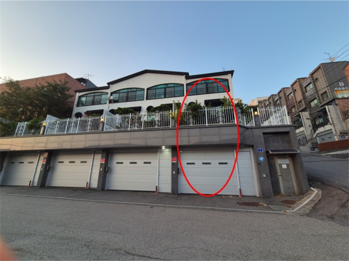 본건 전경 및 주위환경 (남측 촬영)