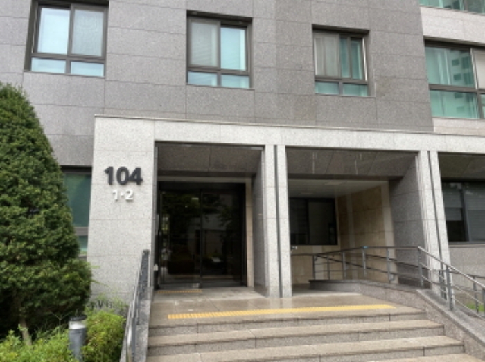 104동 출입구