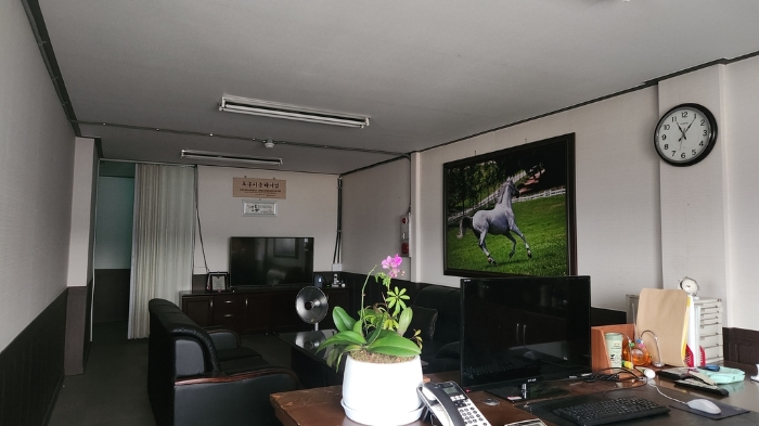 기호(8) 2층 내부