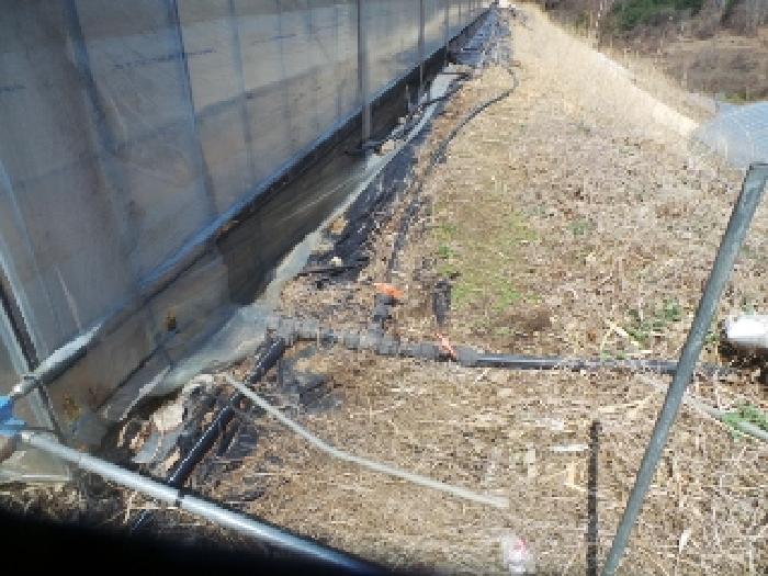 사진3번 [목록번호1번 부동산 일부 전경]