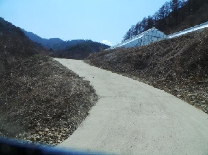 사진19번 [목록번호1.3번 부동산 일부 농로 전경]