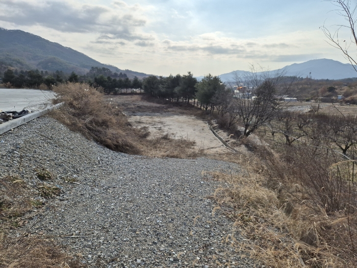 일련번호 1,2 전경(북측에서 촬영)