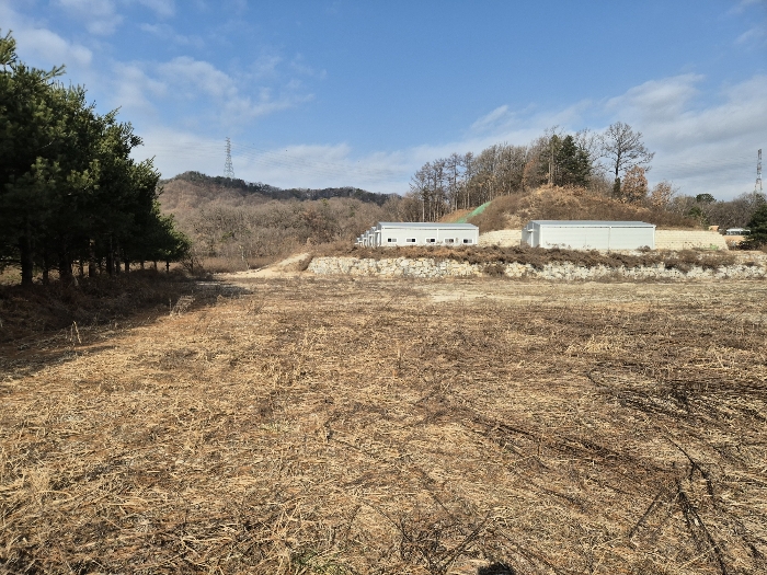 일련번호 1,2 전경(서측에서 촬영)