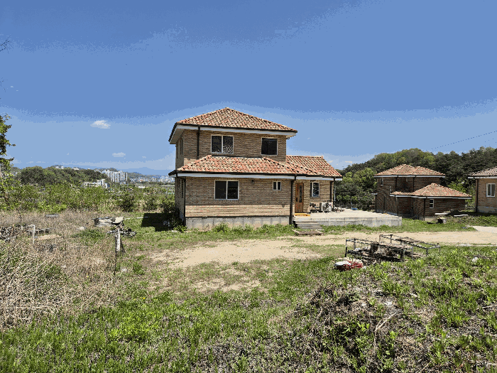 대상 토지(4) 지상 소재 제시외건물(ㄹ)