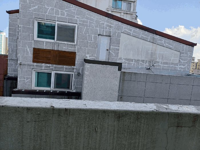 서측 인접 건물에서 본 3,4층