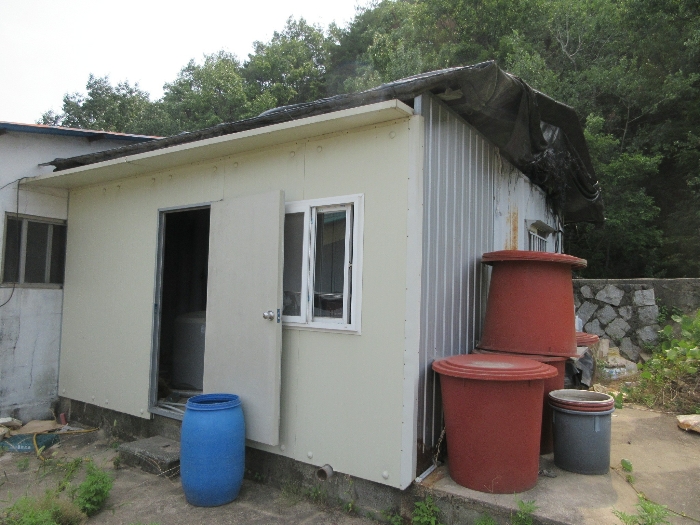 【 제시 외 건물 ㉠ 】