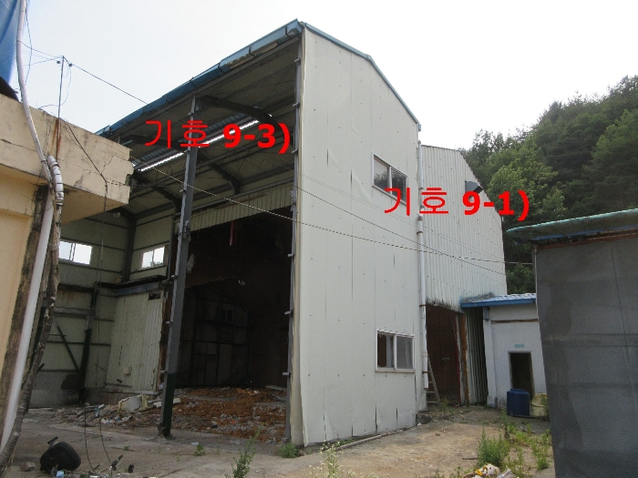 【 본 건 기호 9) 건물 】