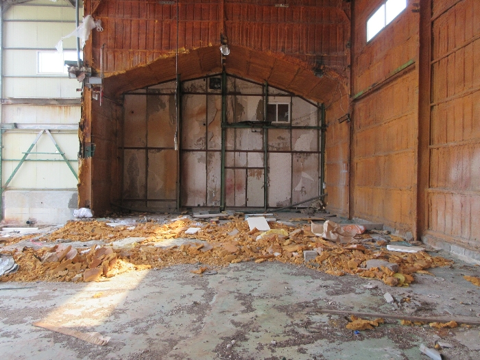 【 본 건 기호 9-1) 건물 】