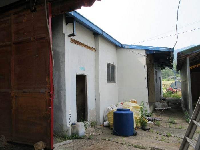 【 본 건 기호 4) 건물 】