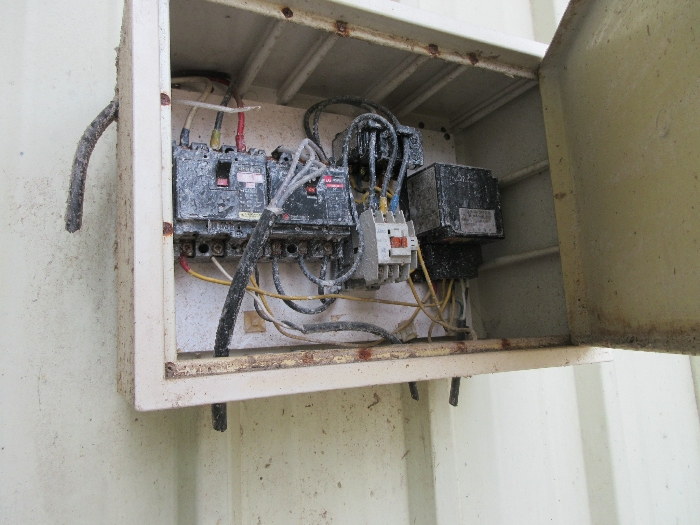 【 본 건 기호 9-3) 건물 】