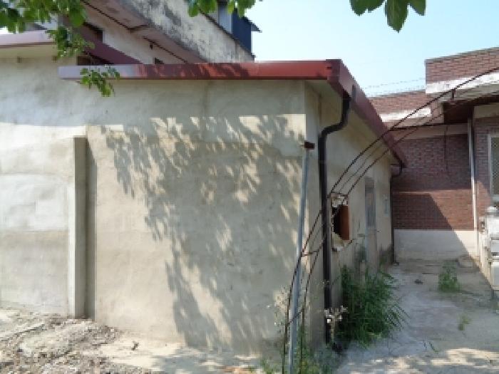 목록7의 창고가 없어지 그 자리에 신축된 제시외 건축물 전경