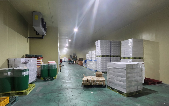 5. 기호 2건물 1층 냉동실 내부