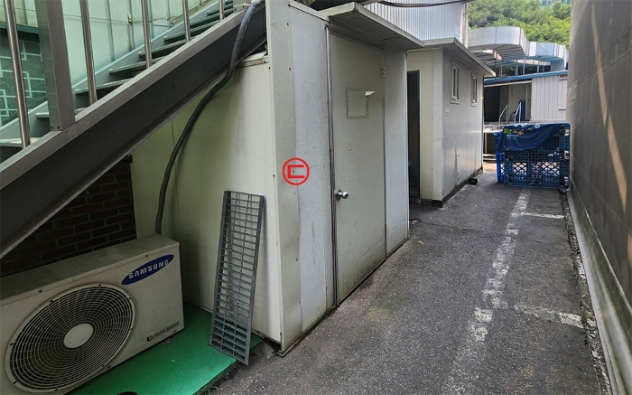 14. 제시외건물 ㉢(창고)