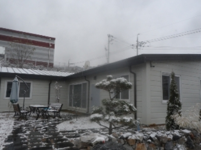 기호 2번(단층숙소) 근거리에서 촬영한 것임