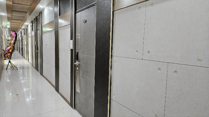 기호(7) 407호 현관