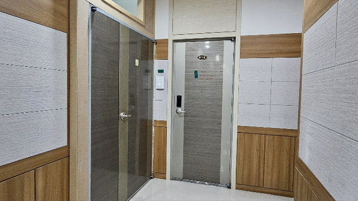 기호(18) 418호 현관