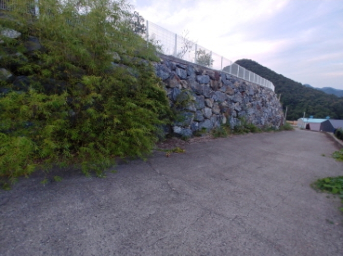 공장 석축 모습2