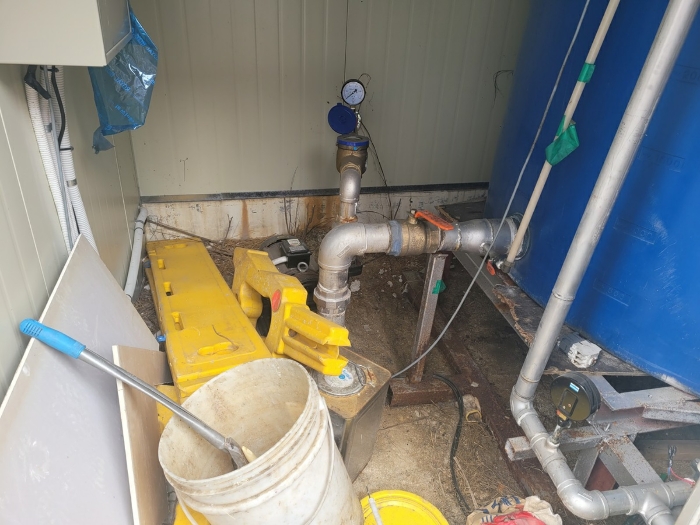 지하수 관정 부수시설
(제시외건물 (ㄱ) 내에 소재)